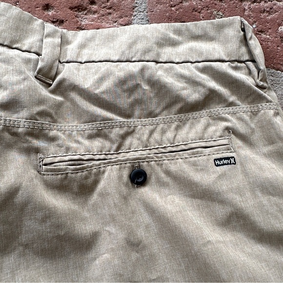 Hurley men’s knee length lightweight shorts size 30 beige Tan casual summer - Picture 12 of 15